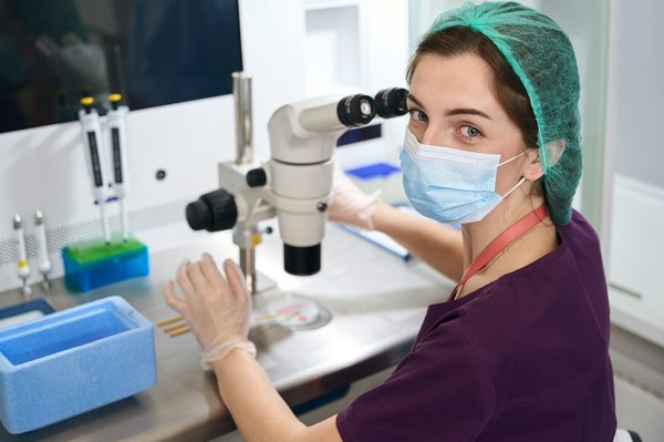 Fond dur : la clé d'une vitrification réussie du parquet