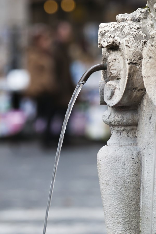 Fontaine eva : top modèles pour garantir une eau pure et fraîche